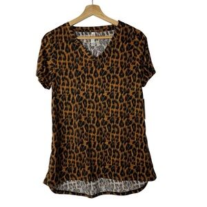 Lularoe Brown Leopard Christy V-Neck Short Sleeve T-Shirt S